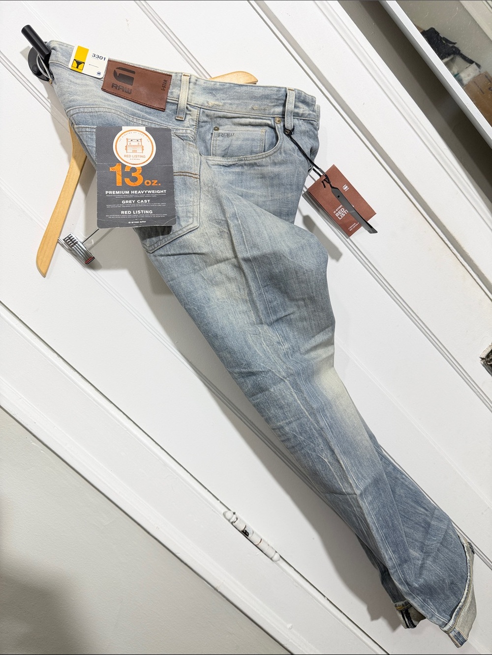 G-Star RAW Selvedge 3301 Tapered Labeled Size  31x34, Measures size 31x32